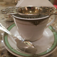 How to Dress for Afternoon Tea and 5 Things You Should Know Before Going