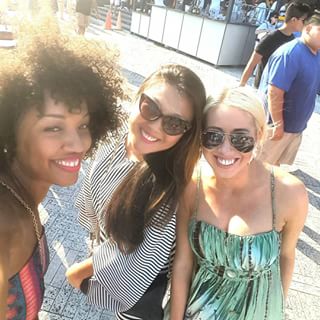  Love Chicago? Love food? Love life? Stop and follow two of the best Chicity bloggers! #malibubse #navypier 