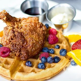  Just another brunch review, now on Chicagoings.com!   #OTB........... If you subscribe to our newsletter (link in bio ) you received a free Chicago brunch guide yesterday morning! If you don't yet subscribe, sign up this morning to receive yours before brunch today!    