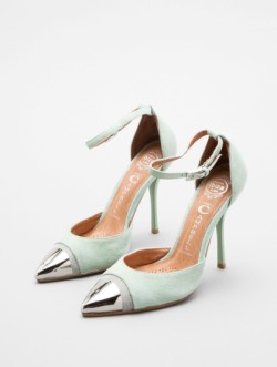 Koons by Jeffrey Campbell