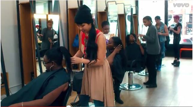 Jennifer Hudson's Walk it Out