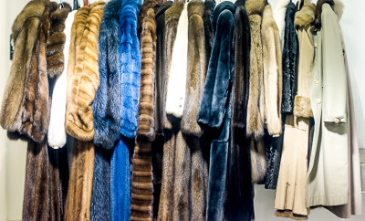 leslie hindman auctioneers