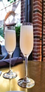 3 Arts Club Café: Date Night in Chicago