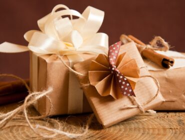 Gifts for travelers under $20